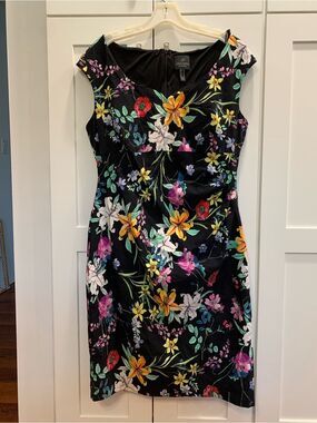 Adrianna Papell Black Floral Sheath Dress Size 16 Sweetheart Side Drape Stretchy